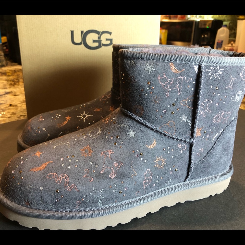 Authentic UGG Australia Mini Shearling Twilight Gray Crystal Zodiac Boots! 8.5 B